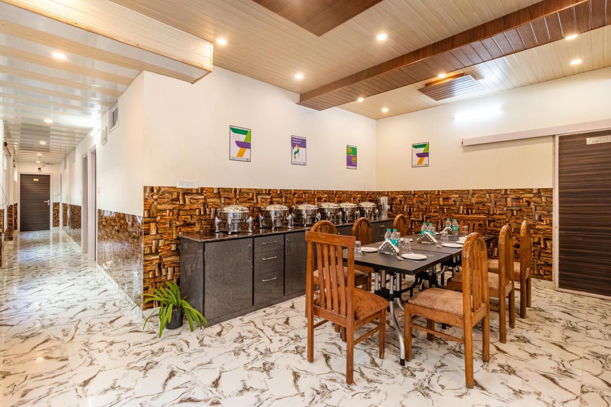 מלון שימלה Treebo Srishti Vaikunth With Mountain View מראה חיצוני תמונה