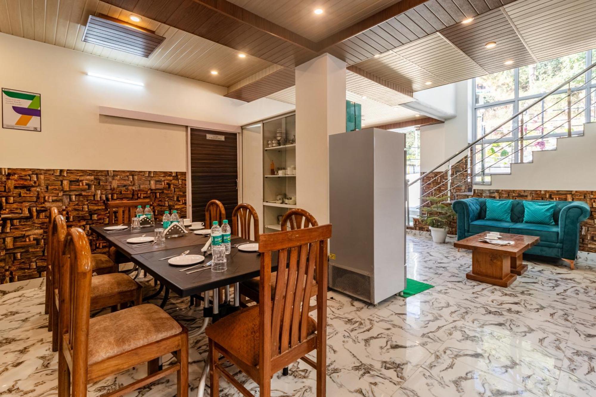 מלון שימלה Treebo Srishti Vaikunth With Mountain View מראה חיצוני תמונה
